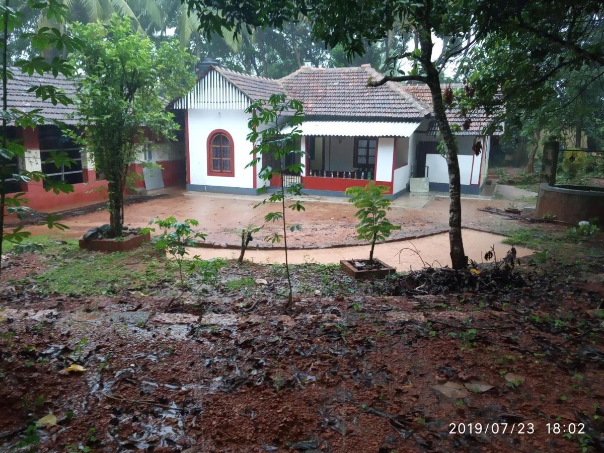 Bb Home Kumbla المظهر الخارجي الصورة
